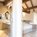 Couette-café Nicoletta 4*