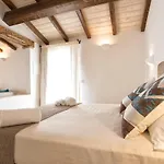 Nicoletta 4*