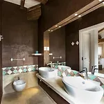 Couette-café Nicoletta 4*